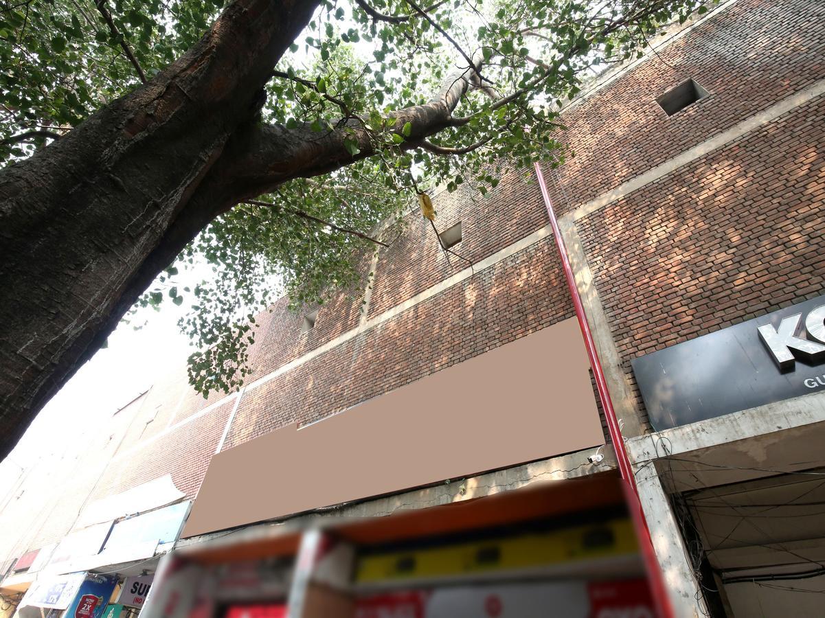 Capital O 9822 Hotel Seven Chandigarh Bagian luar foto